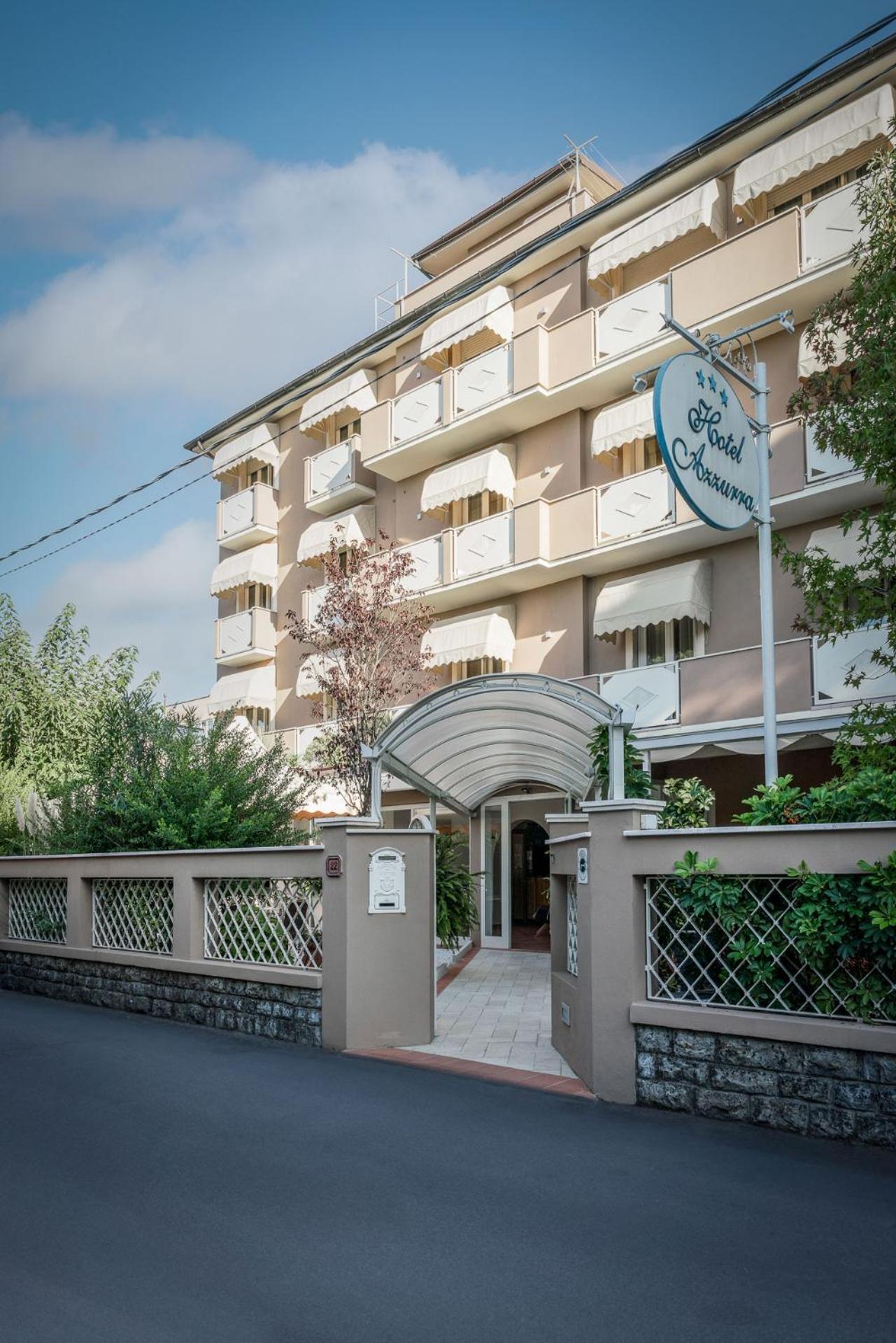 Hotel Azzurra Marina di Pietrasanta Kültér fotó