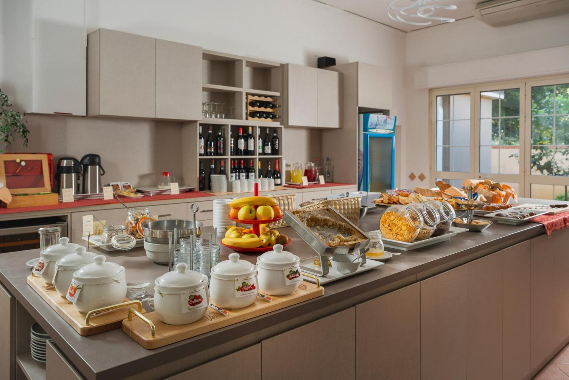 Hotel Azzurra Marina di Pietrasanta Kültér fotó