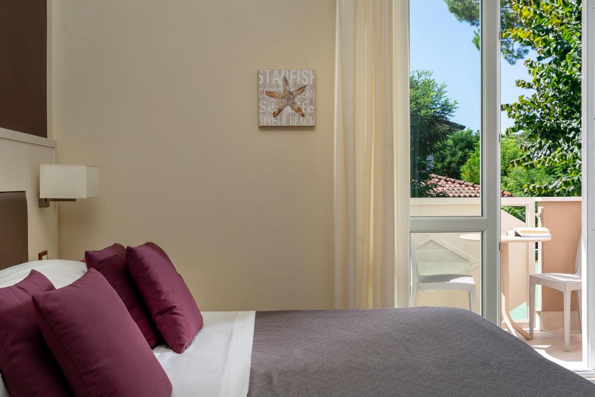 Hotel Azzurra Marina di Pietrasanta Kültér fotó